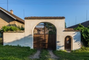 Vlkovské brány