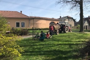 Zalévání stromů 20.4.2019