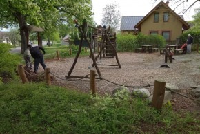 Brigáda na úklid vlkovské návsi 28.4.2019