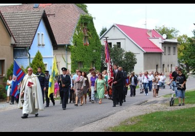 Oslava k příležitosti udělení znaku a vlajky obci 24.8.2013