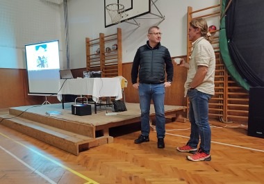HIMALÁJE - vyprávění s horolezcem Markem Holečkem